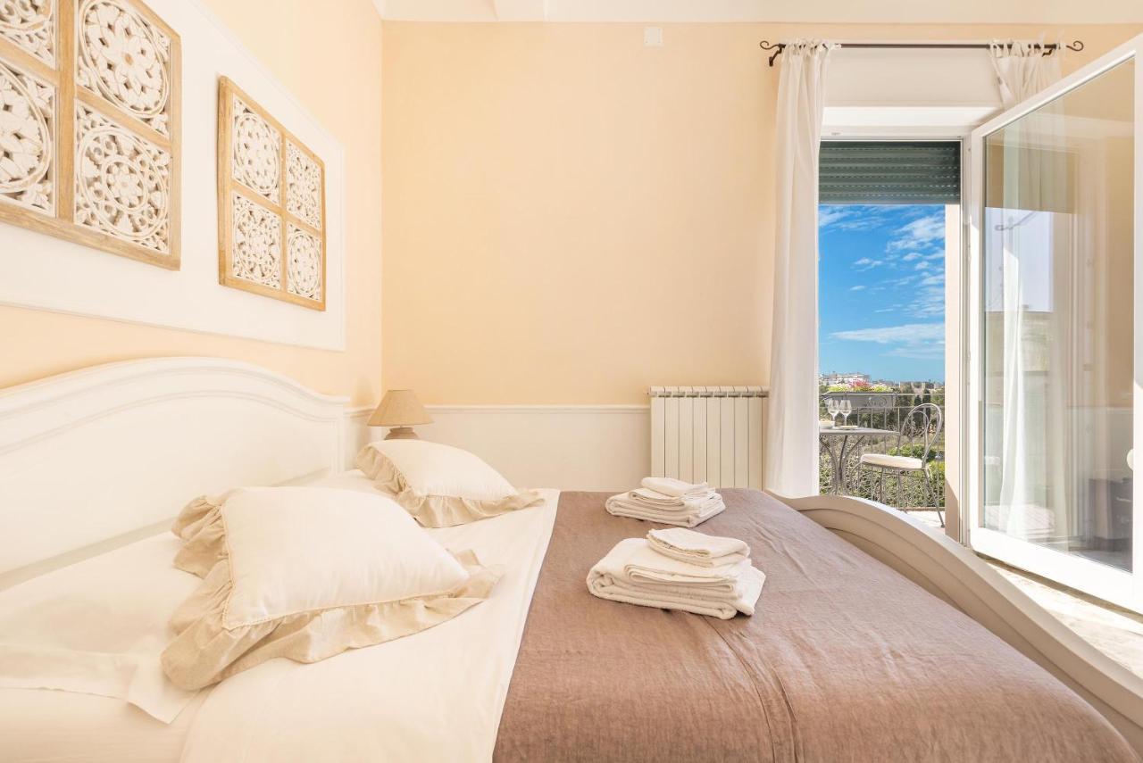Dimora Le Tre Muse Guesthouse Лечче Екстер'єр фото
